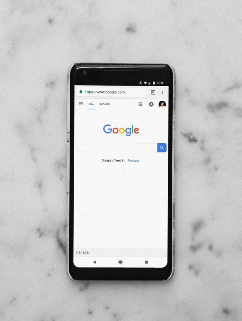 A mobile phone with Google search engine on the screen waiting for someone to search a keyword that doesn't collude with diet culture.
